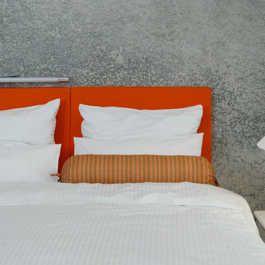 ROOM IN A BOX Kopfteil in lichtgrau 80cm Breite