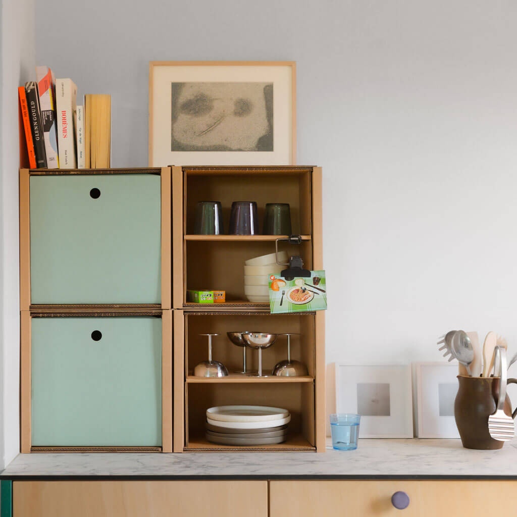 ROOM IN A BOX Modulares Regalsystem 2x2 mit salbei Schubladen