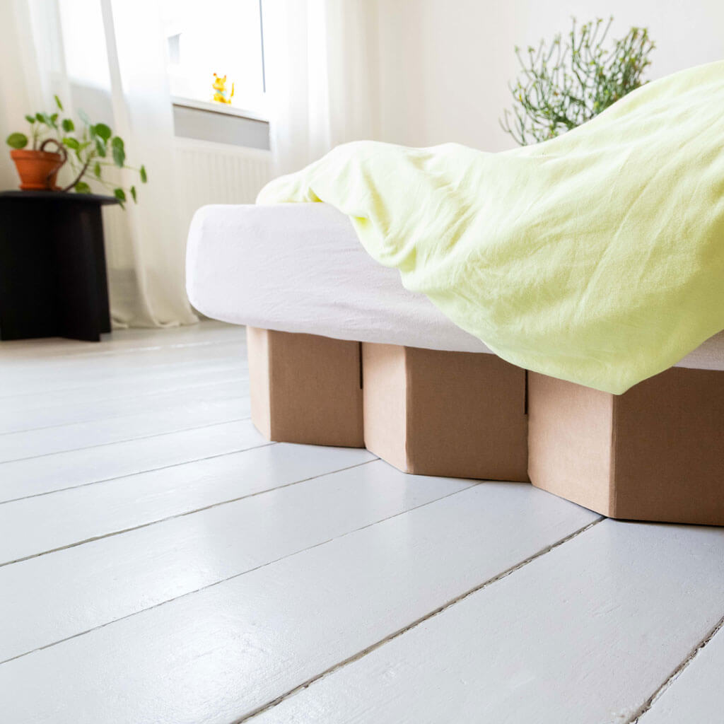 ROOM IN A BOX Bett 2.0 LOW in natur