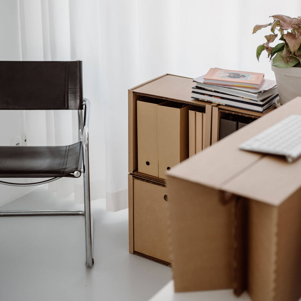 ROOM IN A BOX - Modulares Regal 2x3 als Büroregal