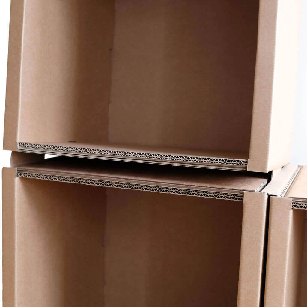 ROOM IN A BOX - Modulares Regalsystem, Grundmodule vertikal verbinden